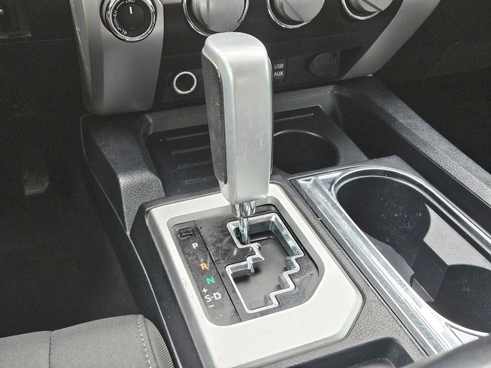 2018 Toyota Tundra SR5 - Photo 12