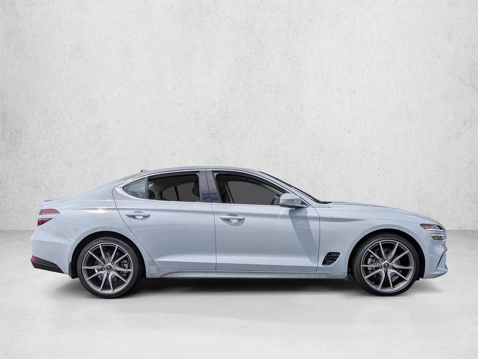 2023 Genesis G70