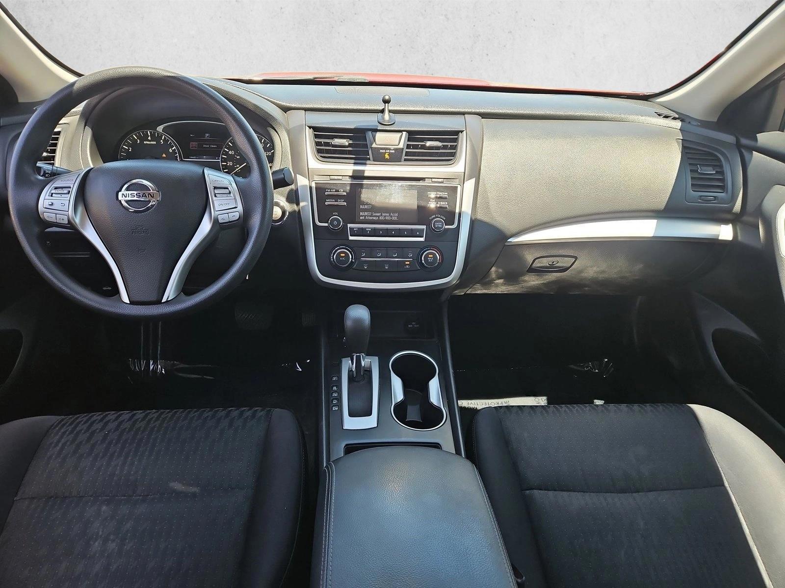 Thumbnail: 2018 Nissan Altima - 4