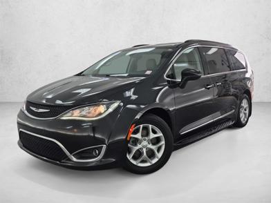 2017 Chrysler Pacifica Touring L -
                  Hardeeville, SC