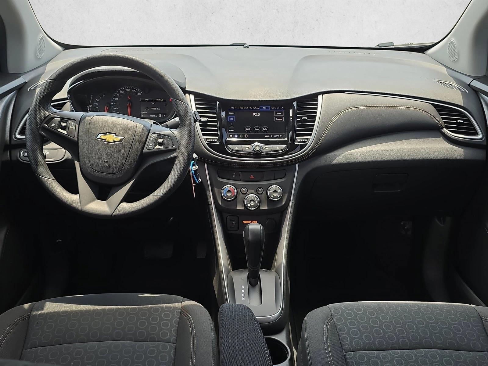 Thumbnail: 2022 Chevrolet Trax - 2