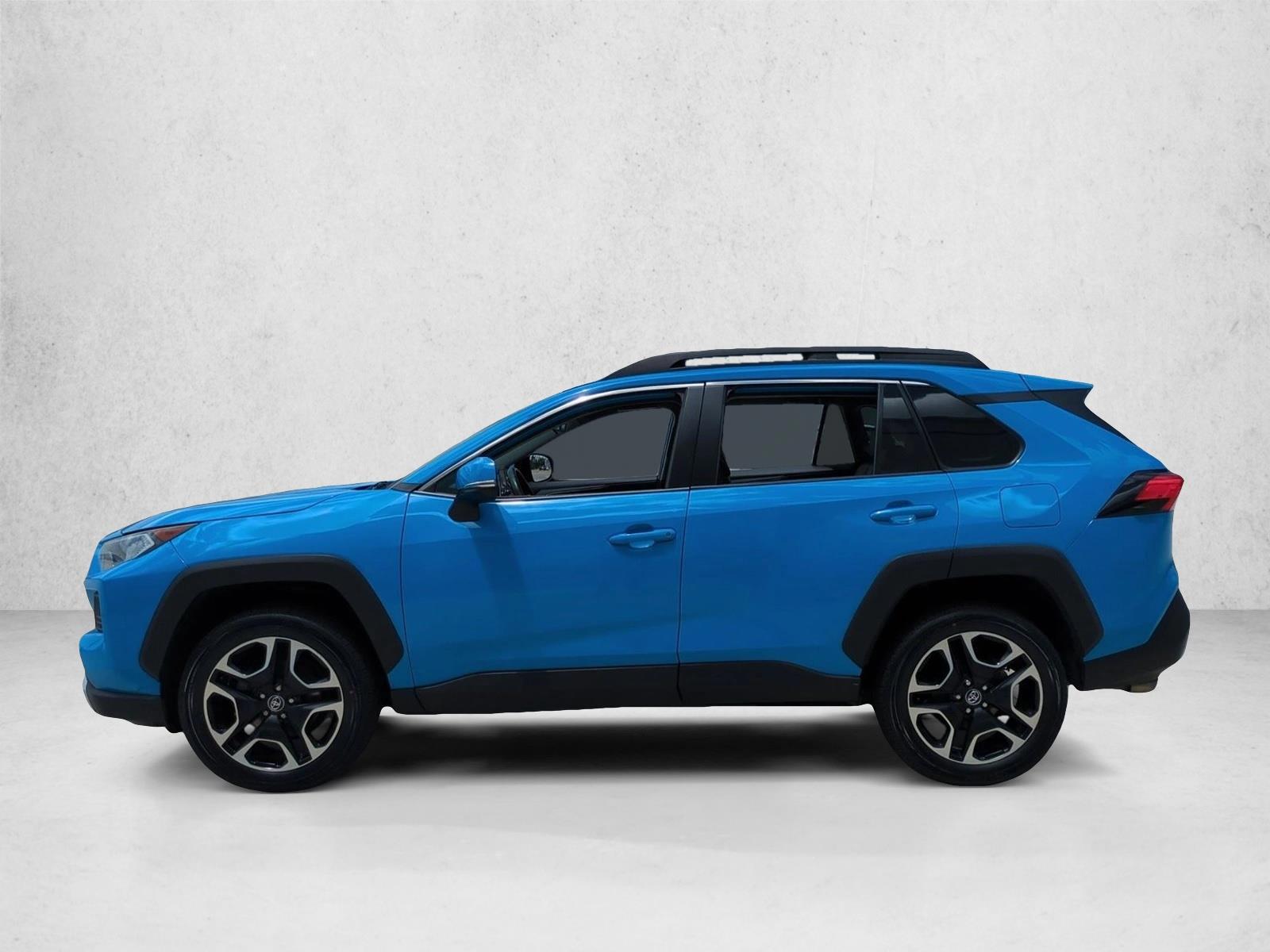 Thumbnail: 2020 Toyota RAV4 - 2