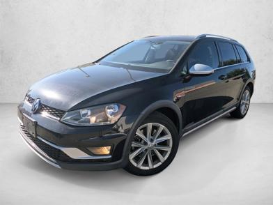 2017 Volkswagen Golf SE -
                  Centennial, CO