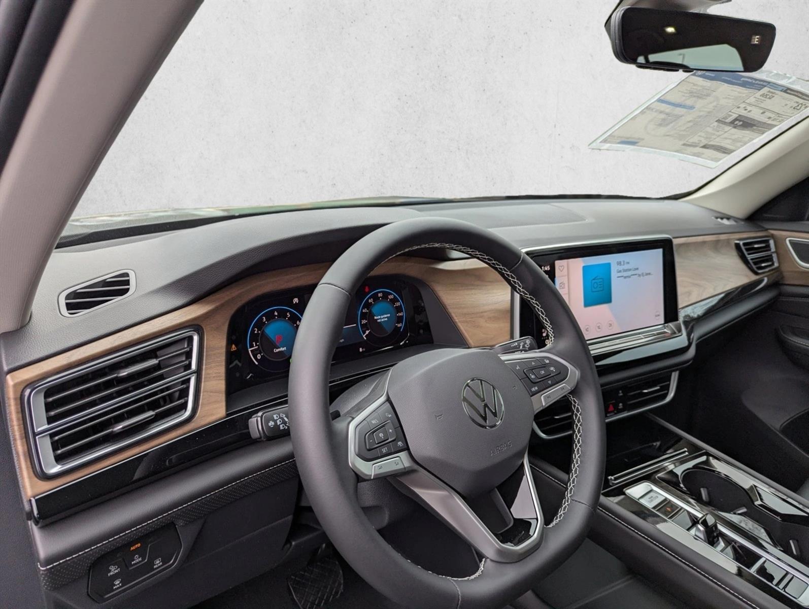 Thumbnail: 2026 Volkswagen Atlas - 3