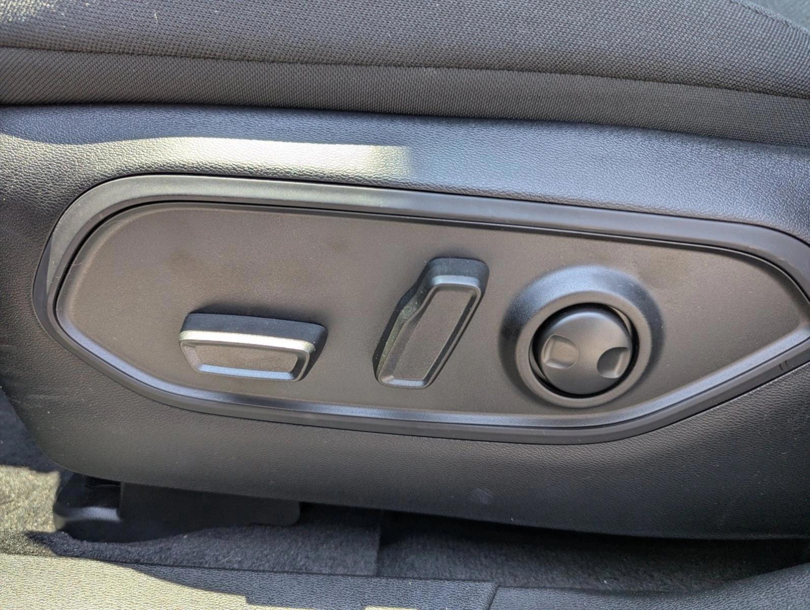 Thumbnail: 2026 Jeep Cherokee - 3