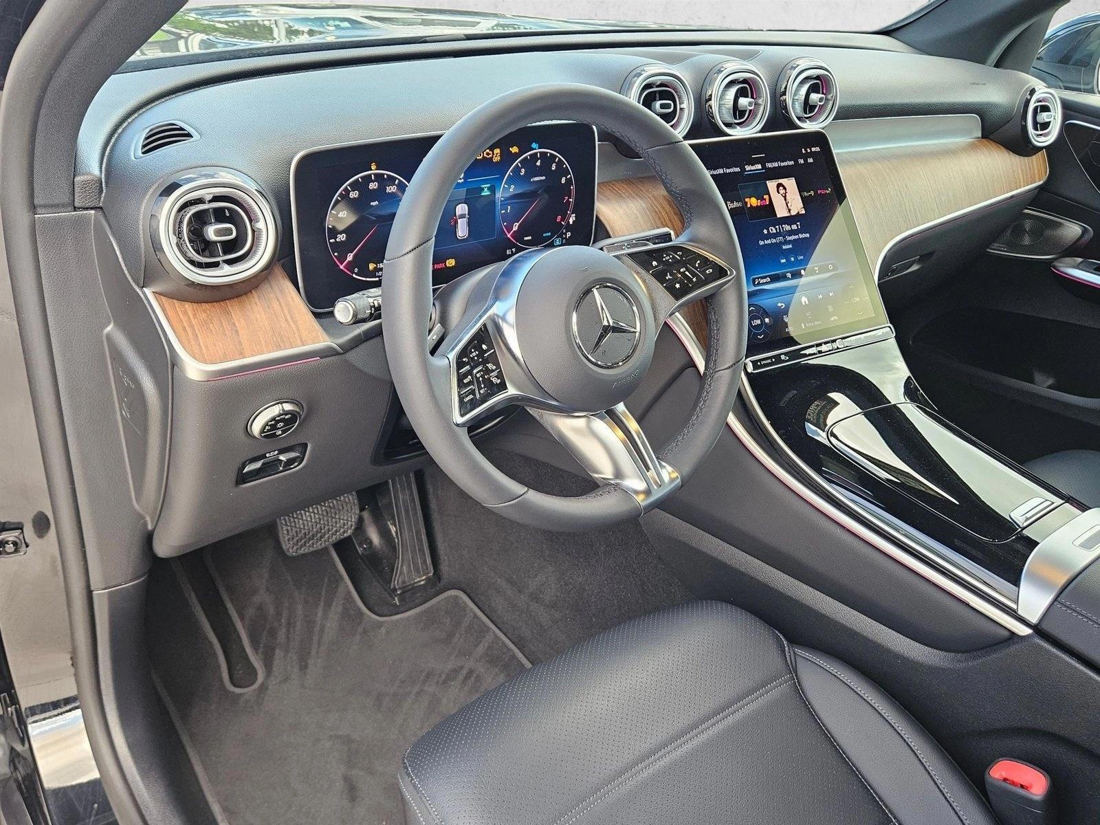 Thumbnail: 2025 Mercedes-Benz GLC - 3