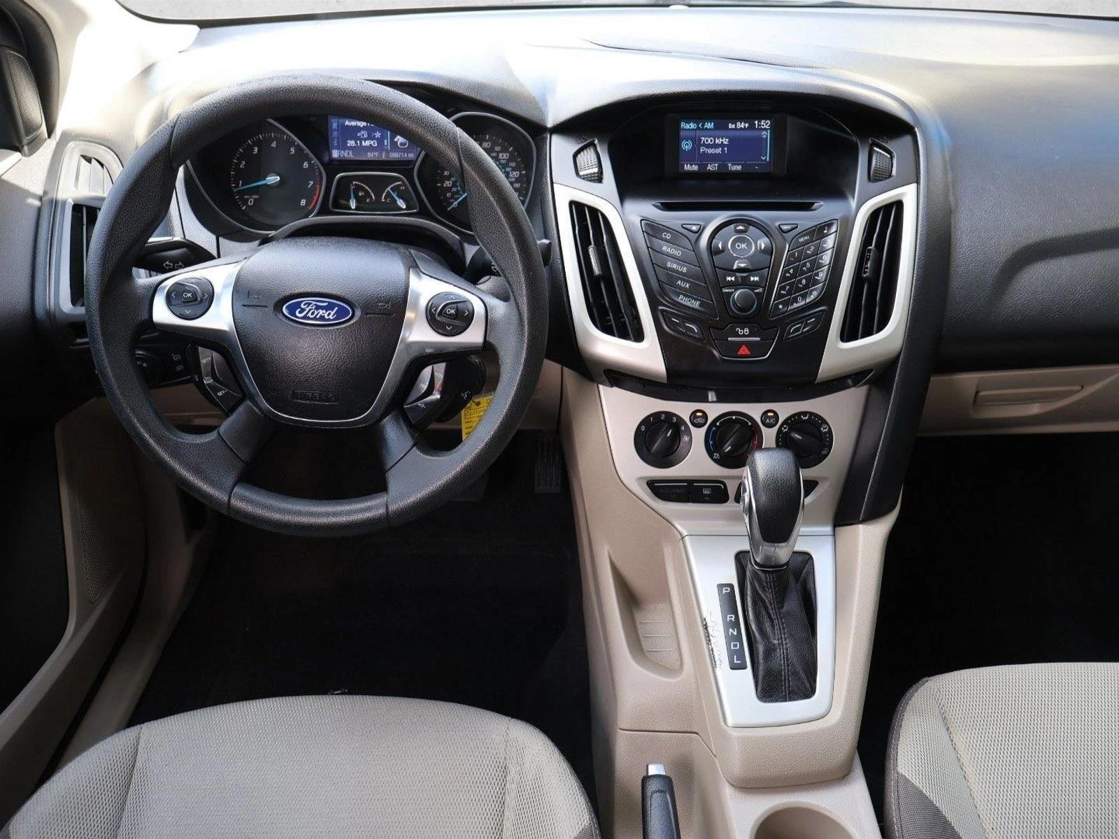 Thumbnail: 2012 Ford Focus - 4