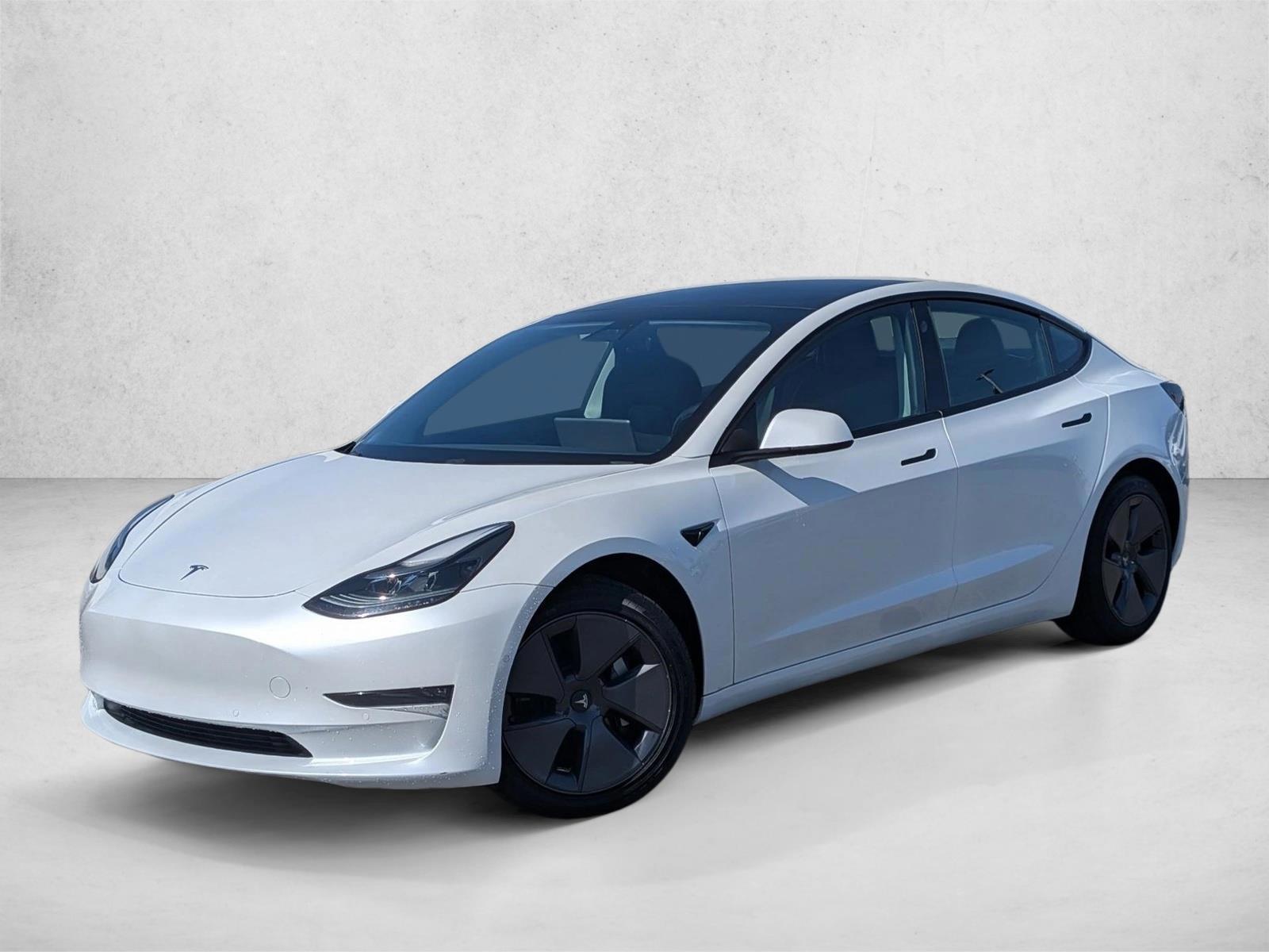 Thumbnail: 2021 Tesla Model 3 - 1
