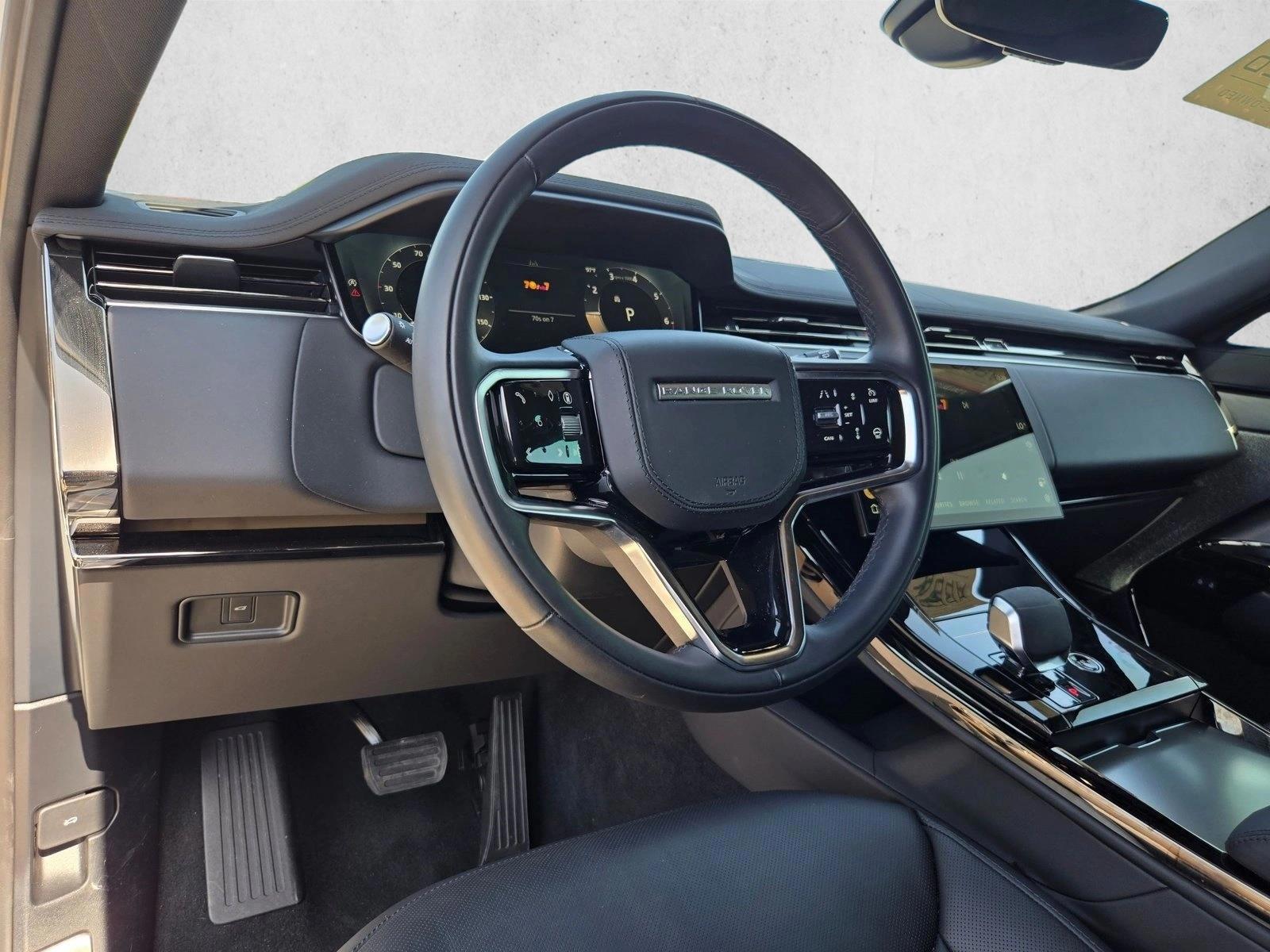 Thumbnail: 2026 Land Rover Range Rover Sport - 3