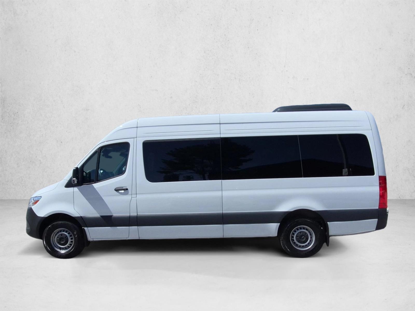 Thumbnail: 2025 Mercedes-Benz Sprinter - 2