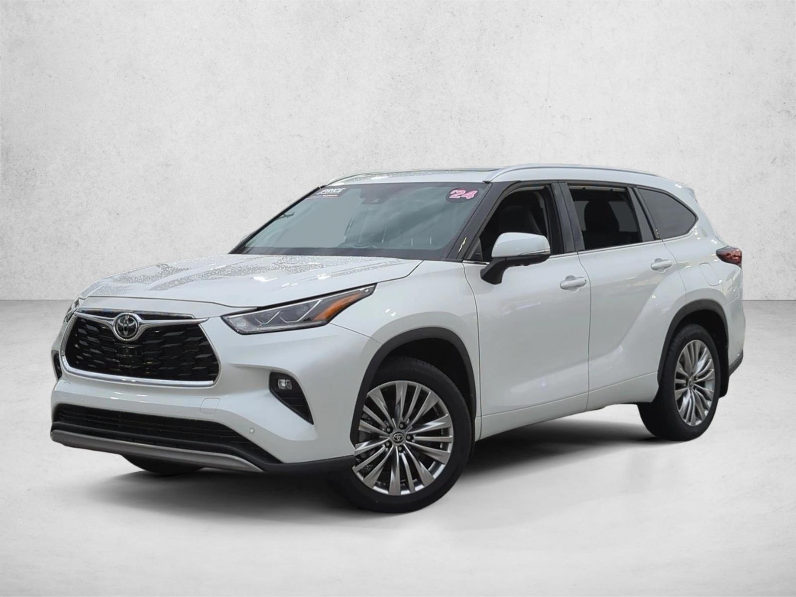 Thumbnail: 2024 Toyota Highlander - 1