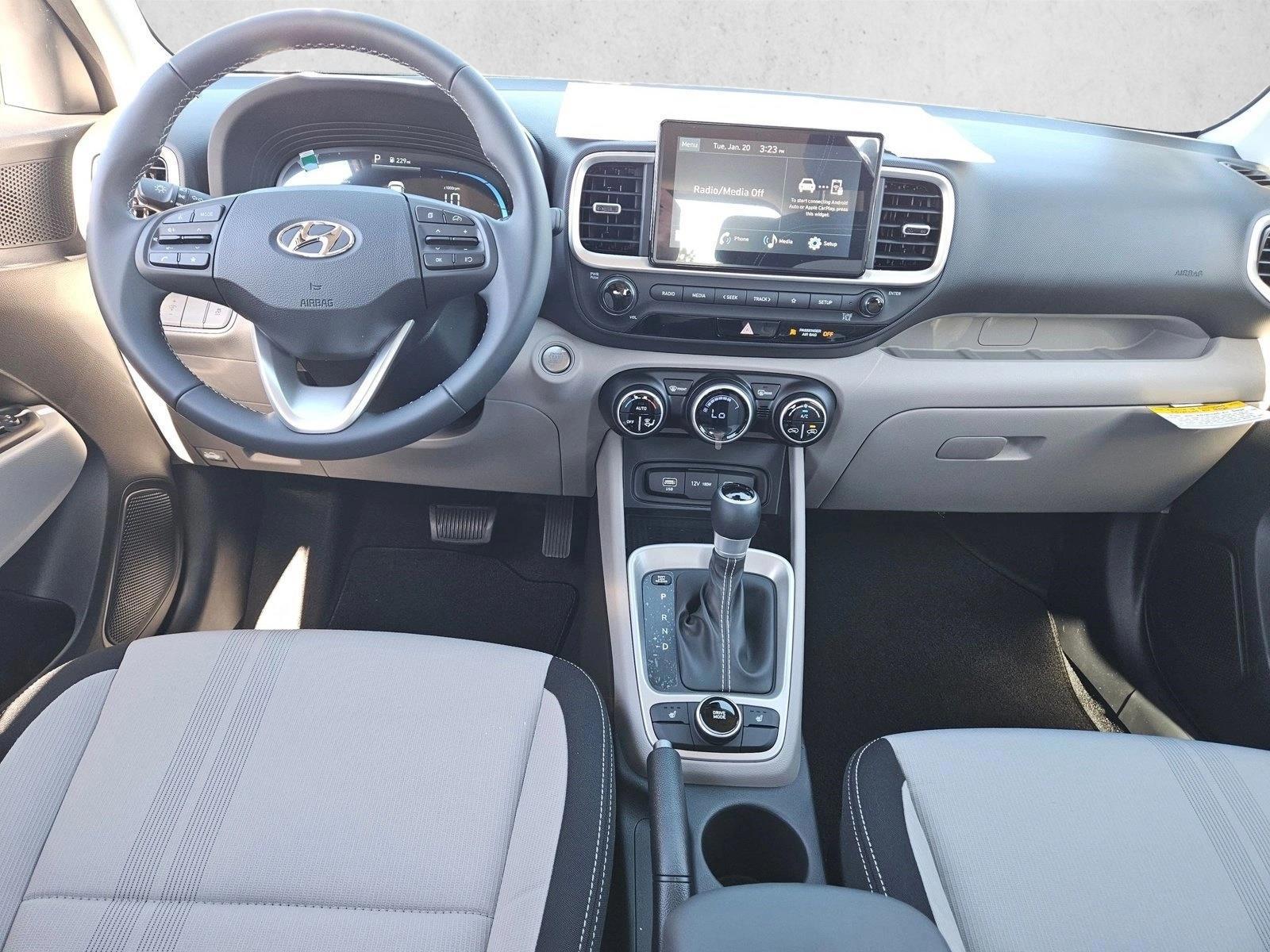 Thumbnail: 2026 Hyundai Venue - 3