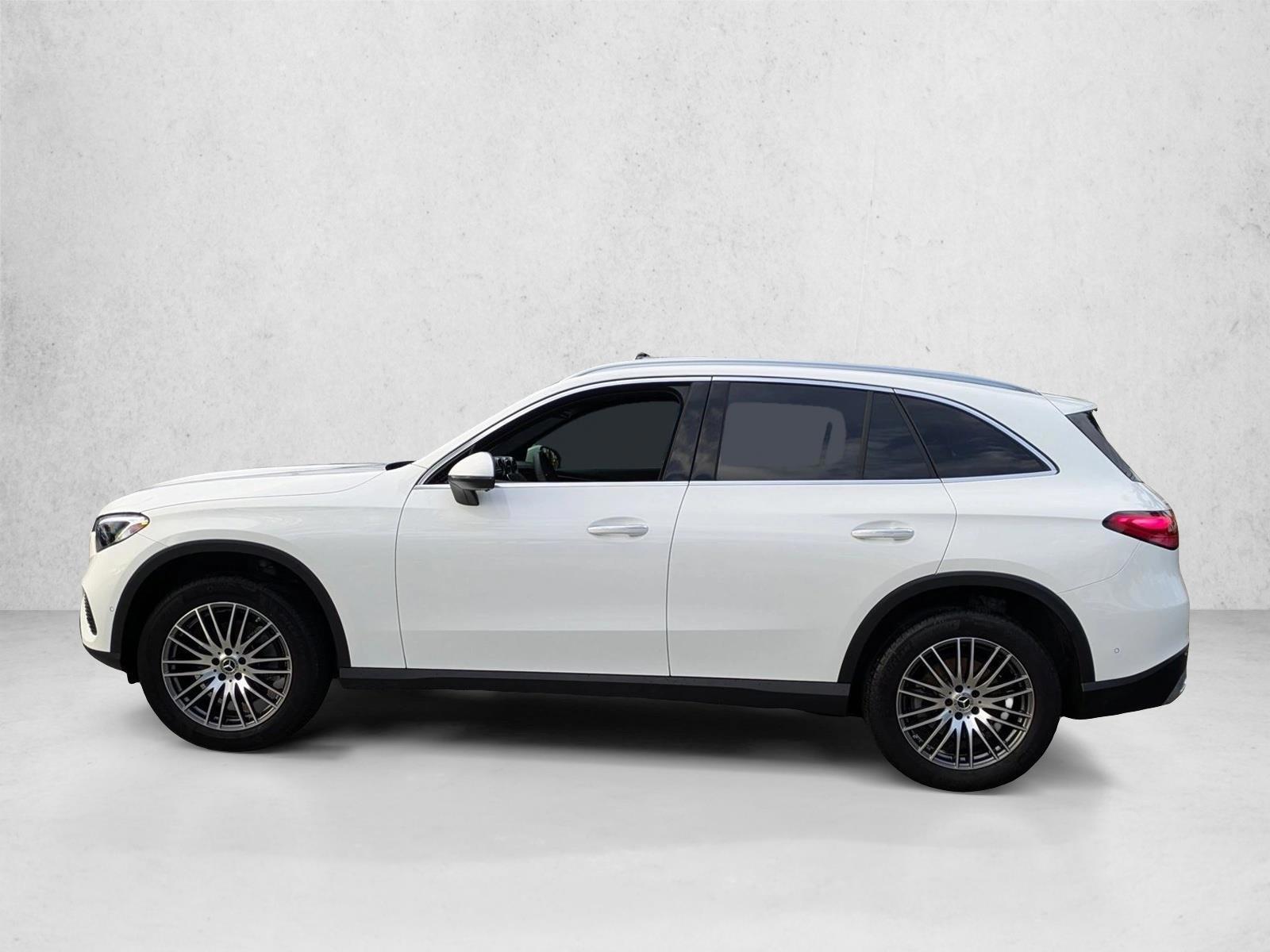 Thumbnail: 2025 Mercedes-Benz GLC - 2