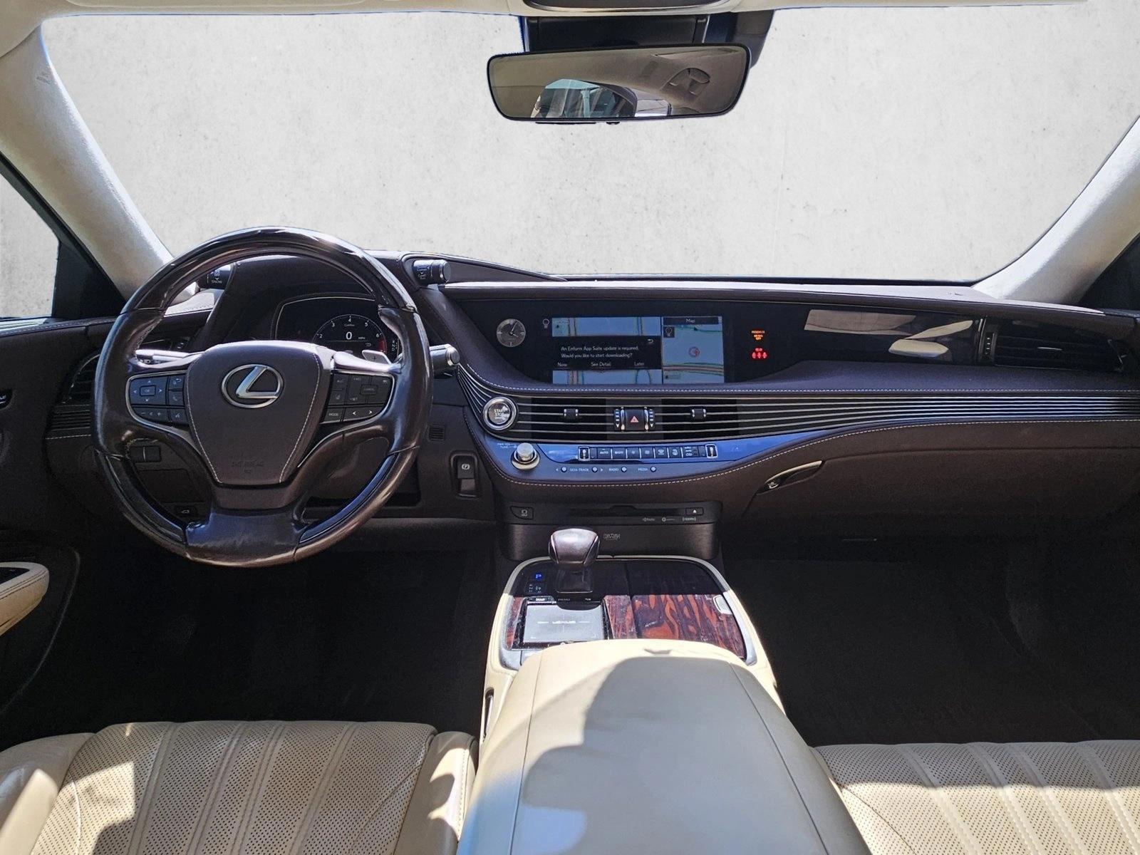 Thumbnail: 2019 Lexus LS - 3