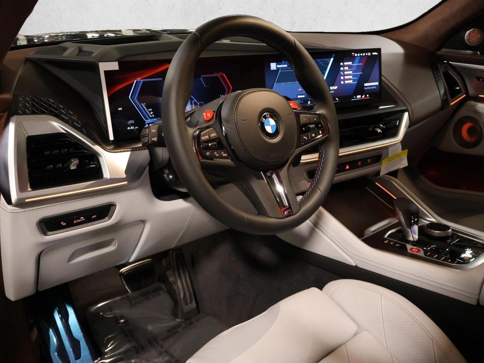 Thumbnail: 2026 BMW XM - 3