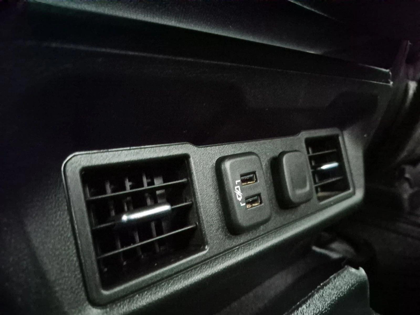 2019 Chevrolet Silverado 1500 LT - Photo 24