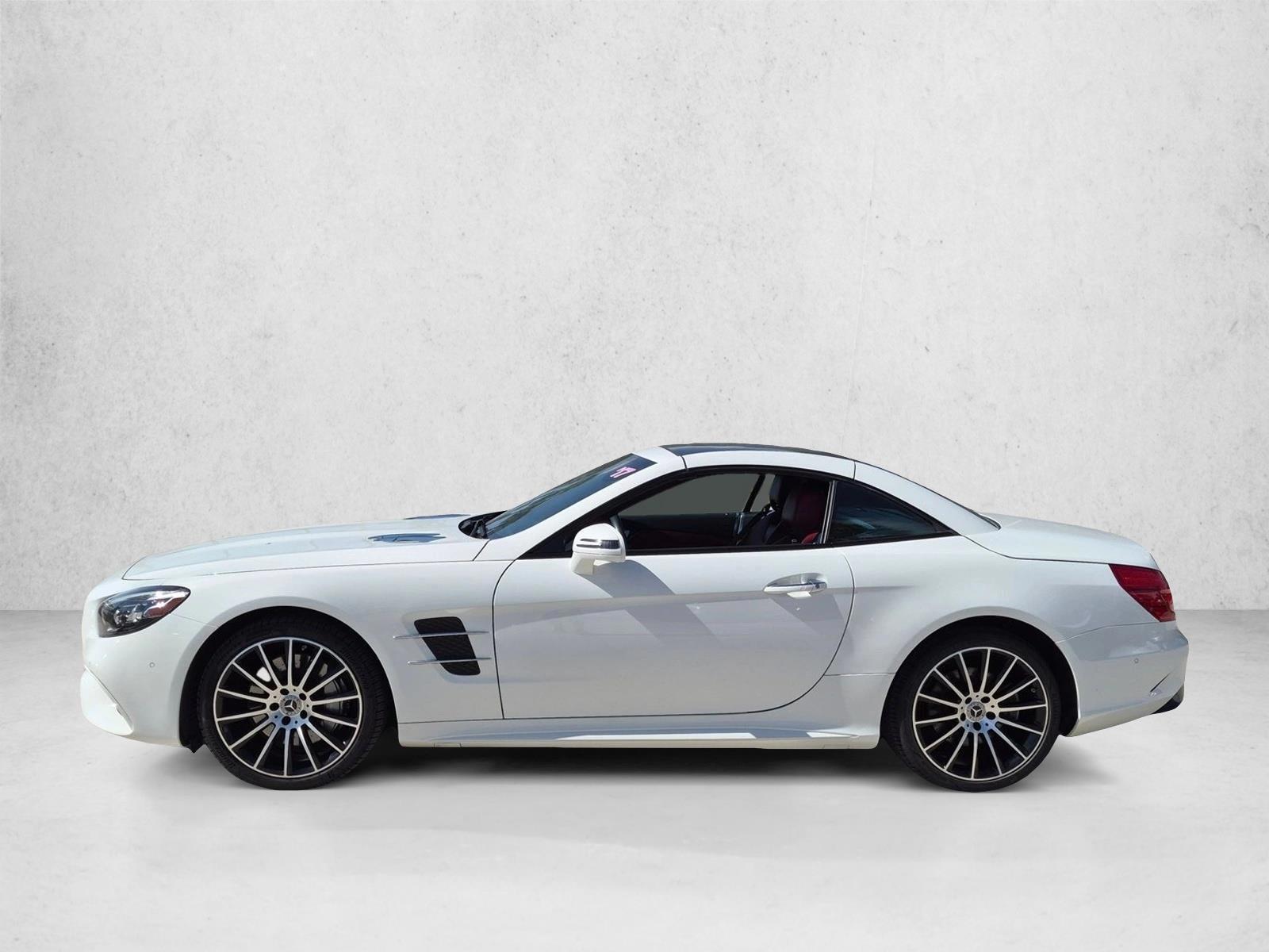 Thumbnail: 2017 Mercedes-Benz SL-Class - 2