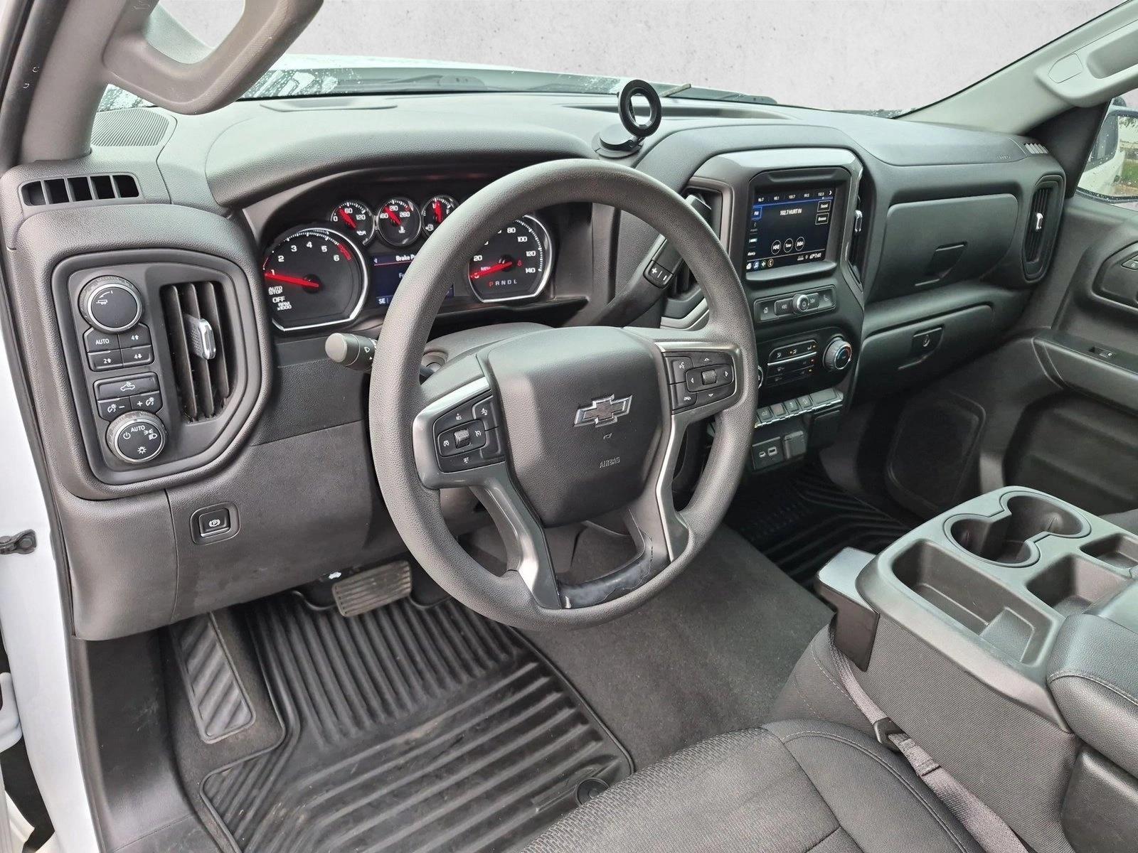 Thumbnail: 2022 Chevrolet Silverado 1500 - 5