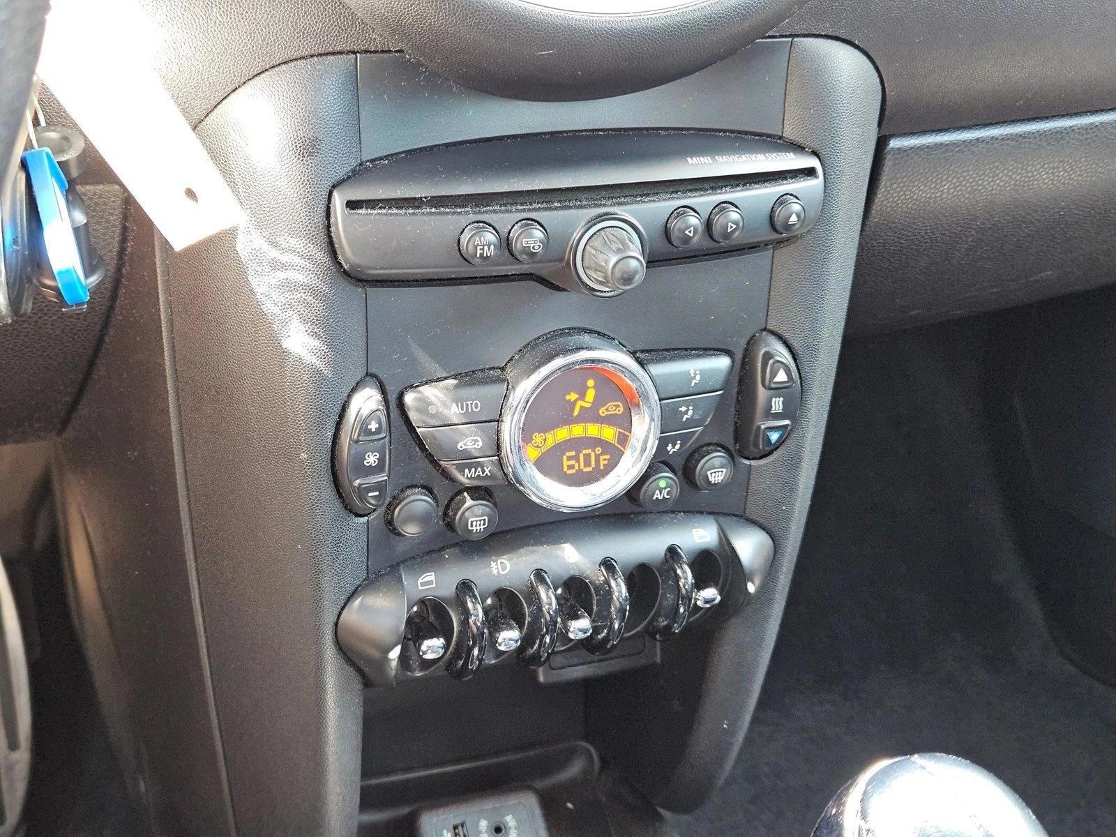 Thumbnail: 2013 MINI Cooper Hardtop - 3
