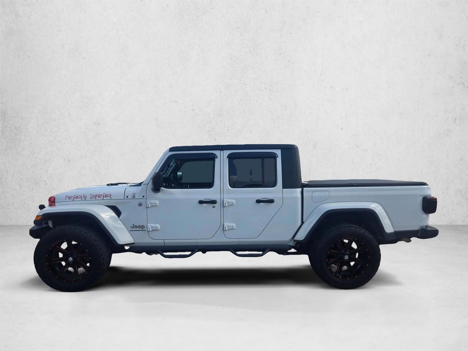 Thumbnail: 2020 Jeep Gladiator - 2