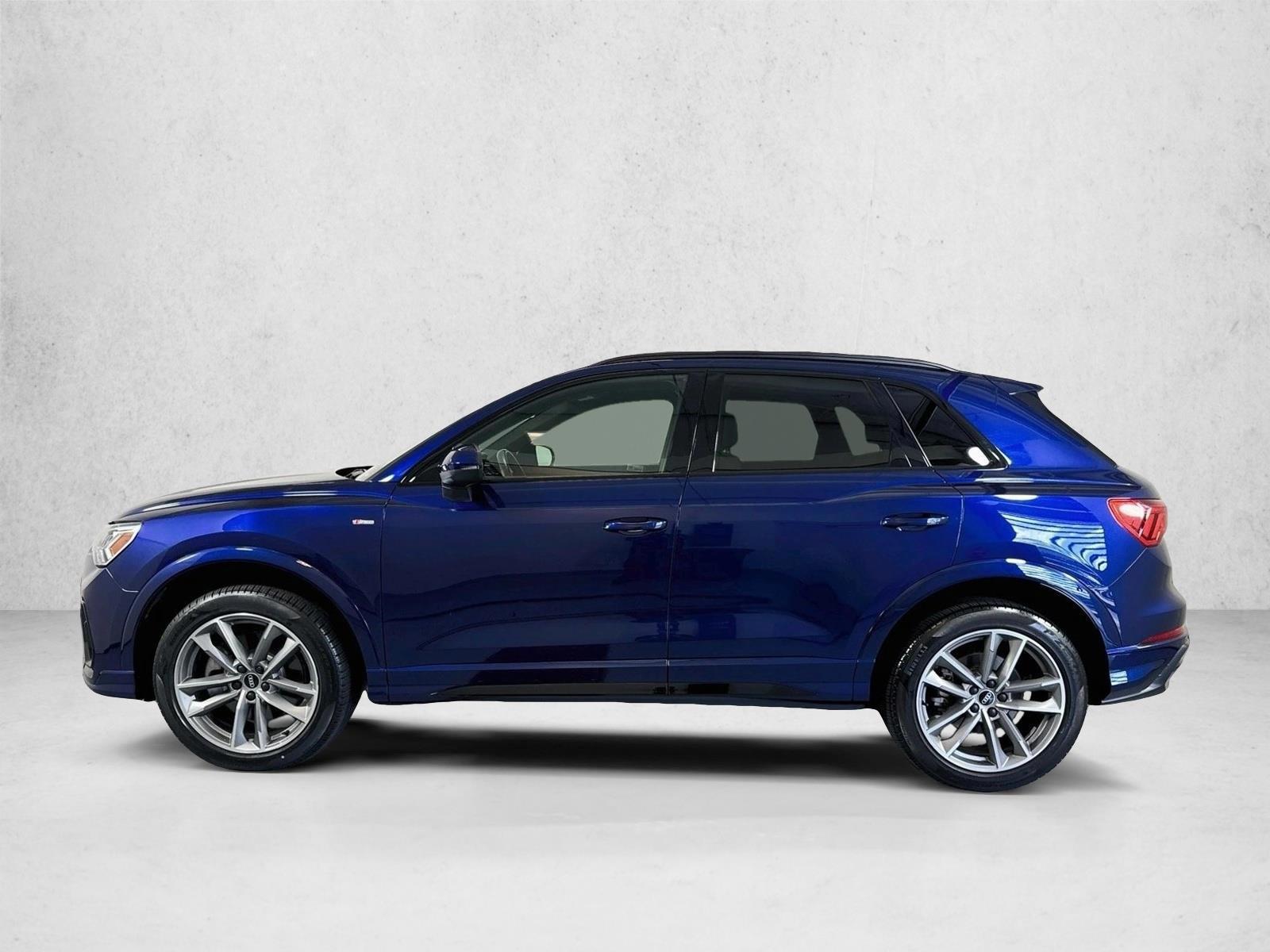 Thumbnail: 2022 Audi Q3 - 2