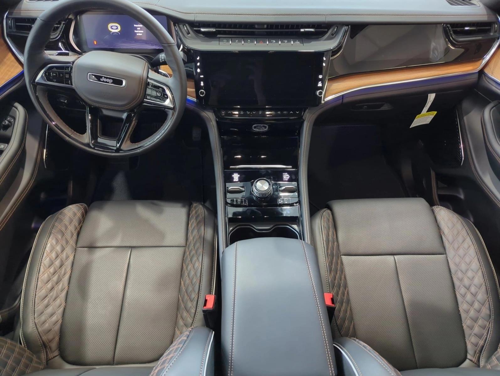 Thumbnail: 2026 Jeep Grand Cherokee - 3