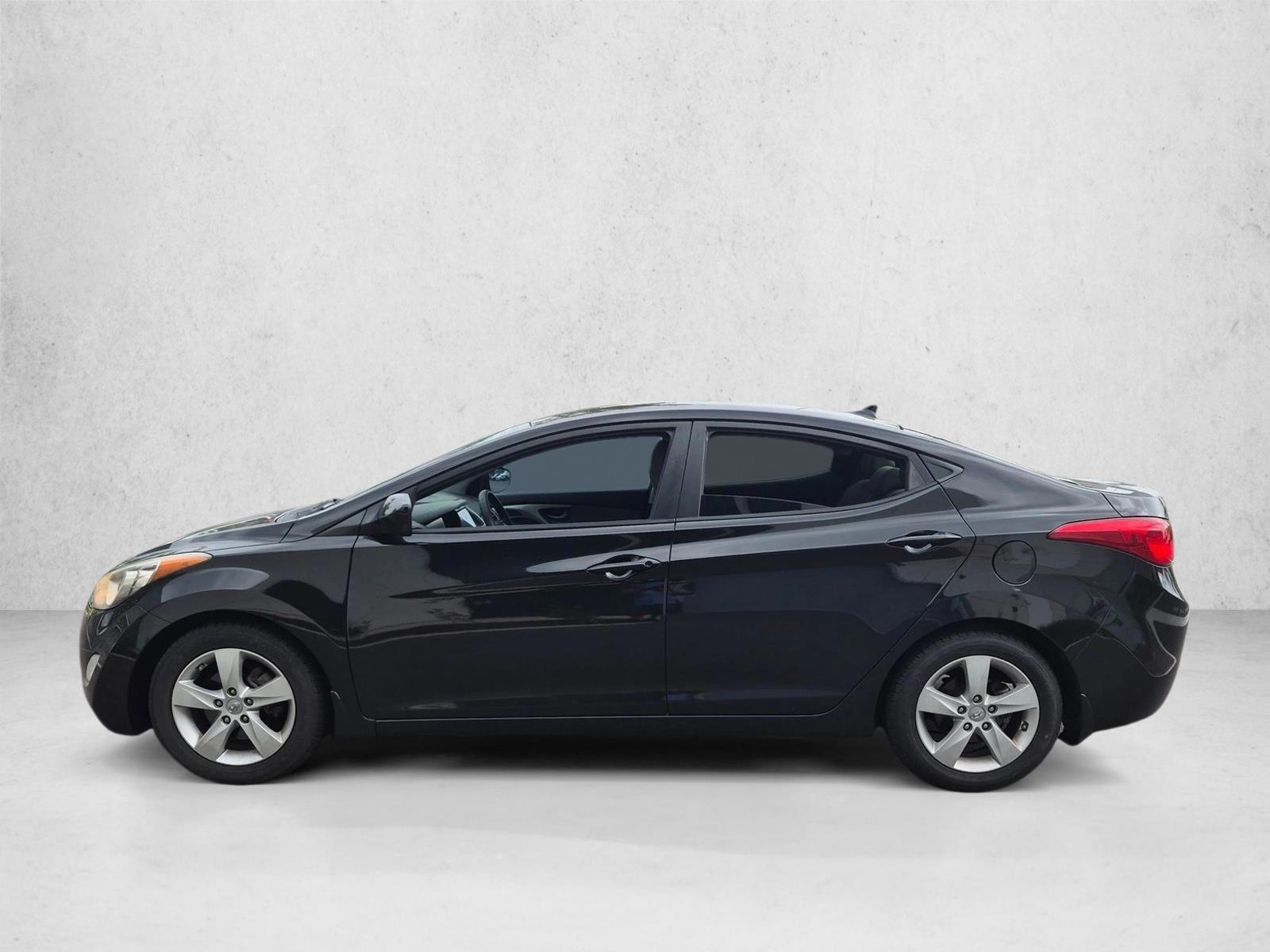 Thumbnail: 2012 Hyundai Elantra - 2