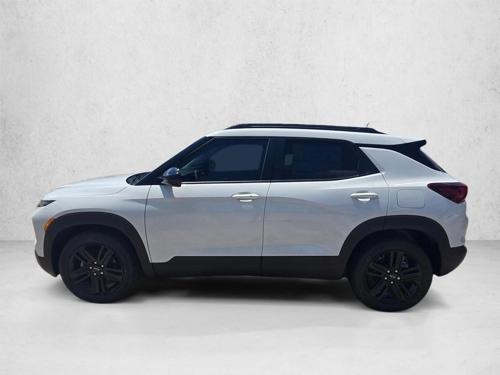 Thumbnail: 2026 Chevrolet TrailBlazer - 2