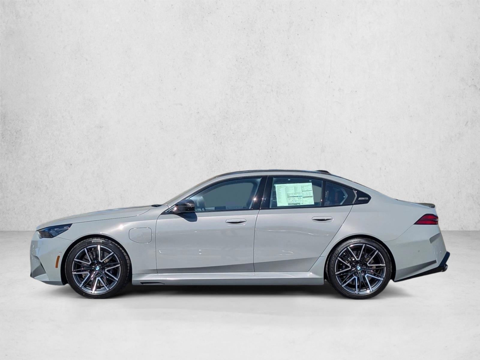 Thumbnail: 2026 BMW M5 - 2