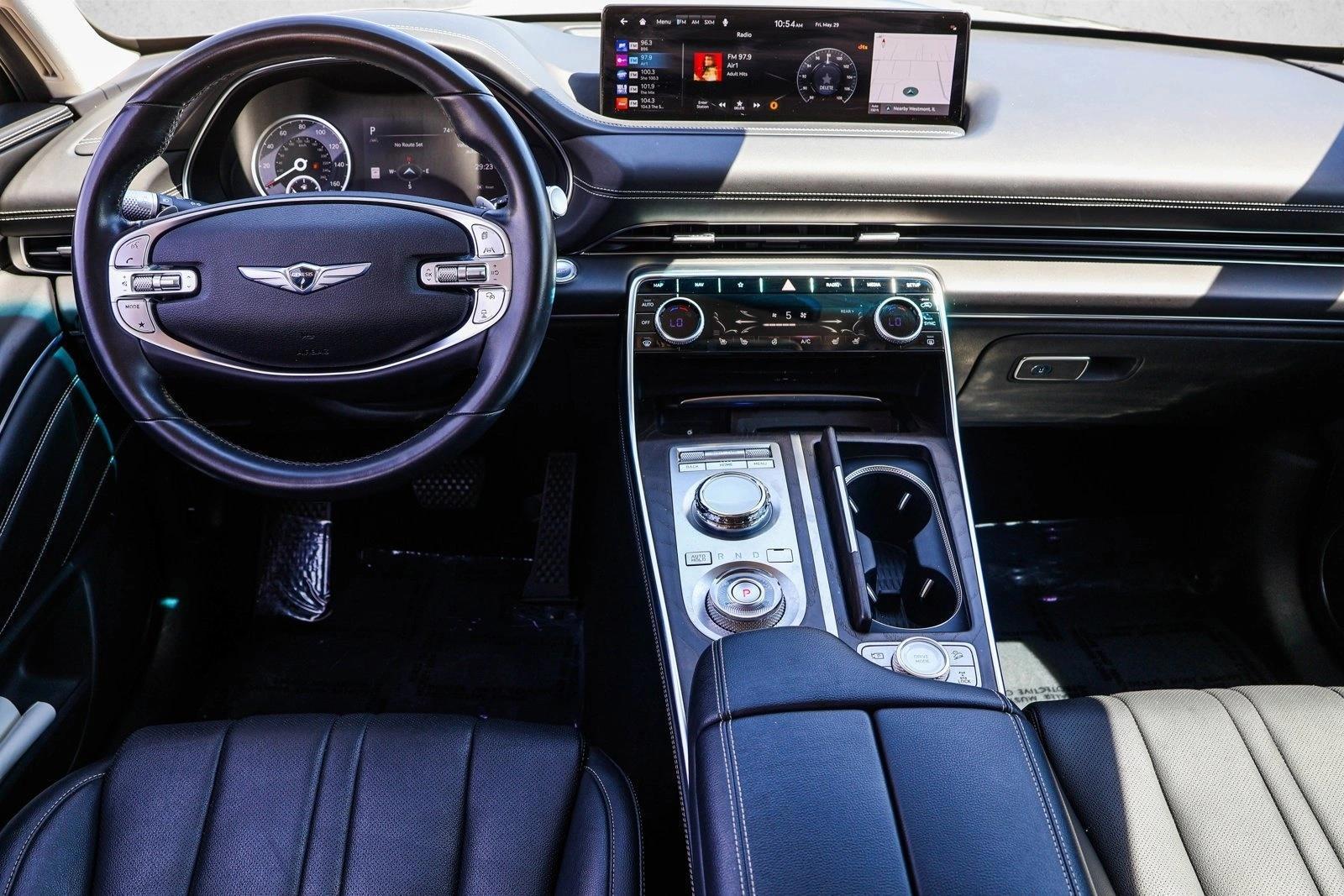 Thumbnail: 2023 Genesis GV80 - 4