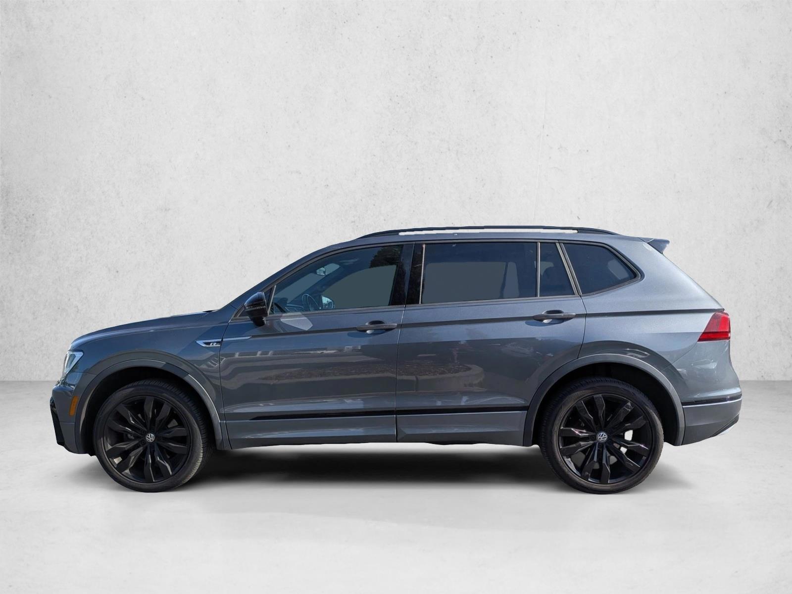Thumbnail: 2020 Volkswagen Tiguan - 2