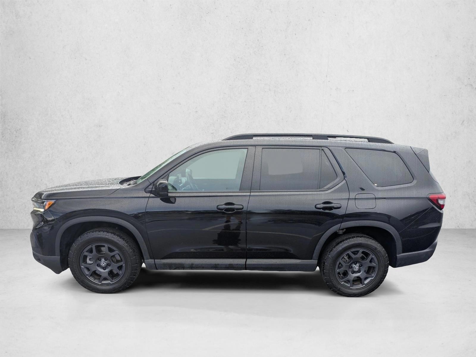 Thumbnail: 2025 Honda Pilot - 2