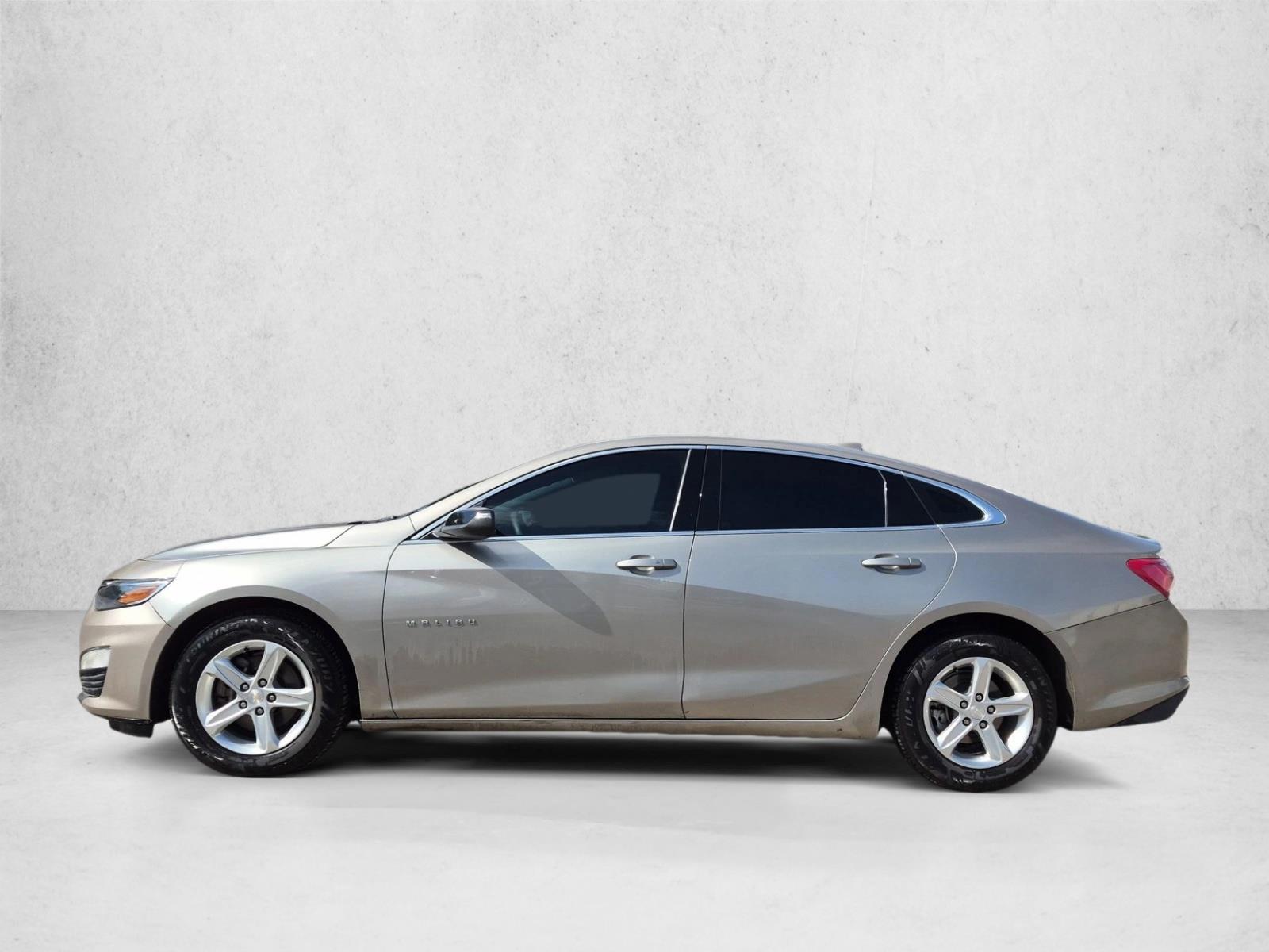 Thumbnail: 2022 Chevrolet Malibu - 2