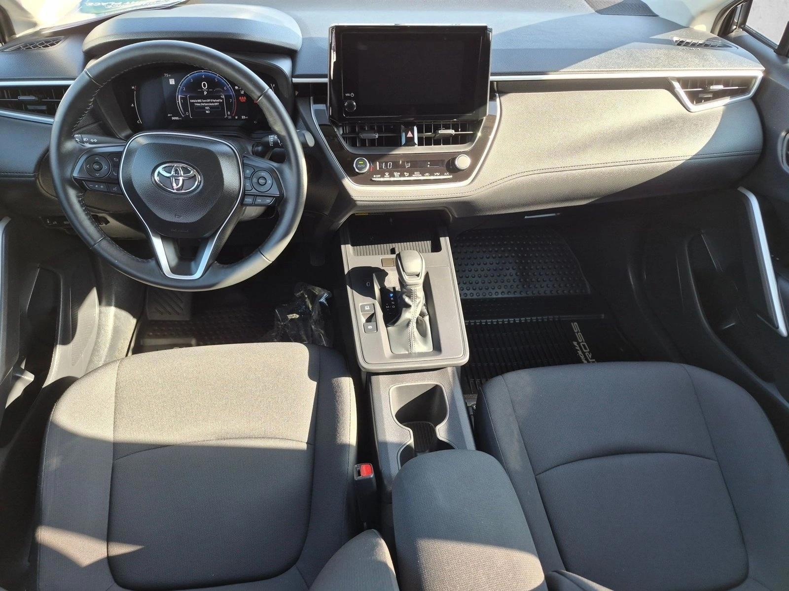 Thumbnail: 2026 Toyota Corolla Cross - 4