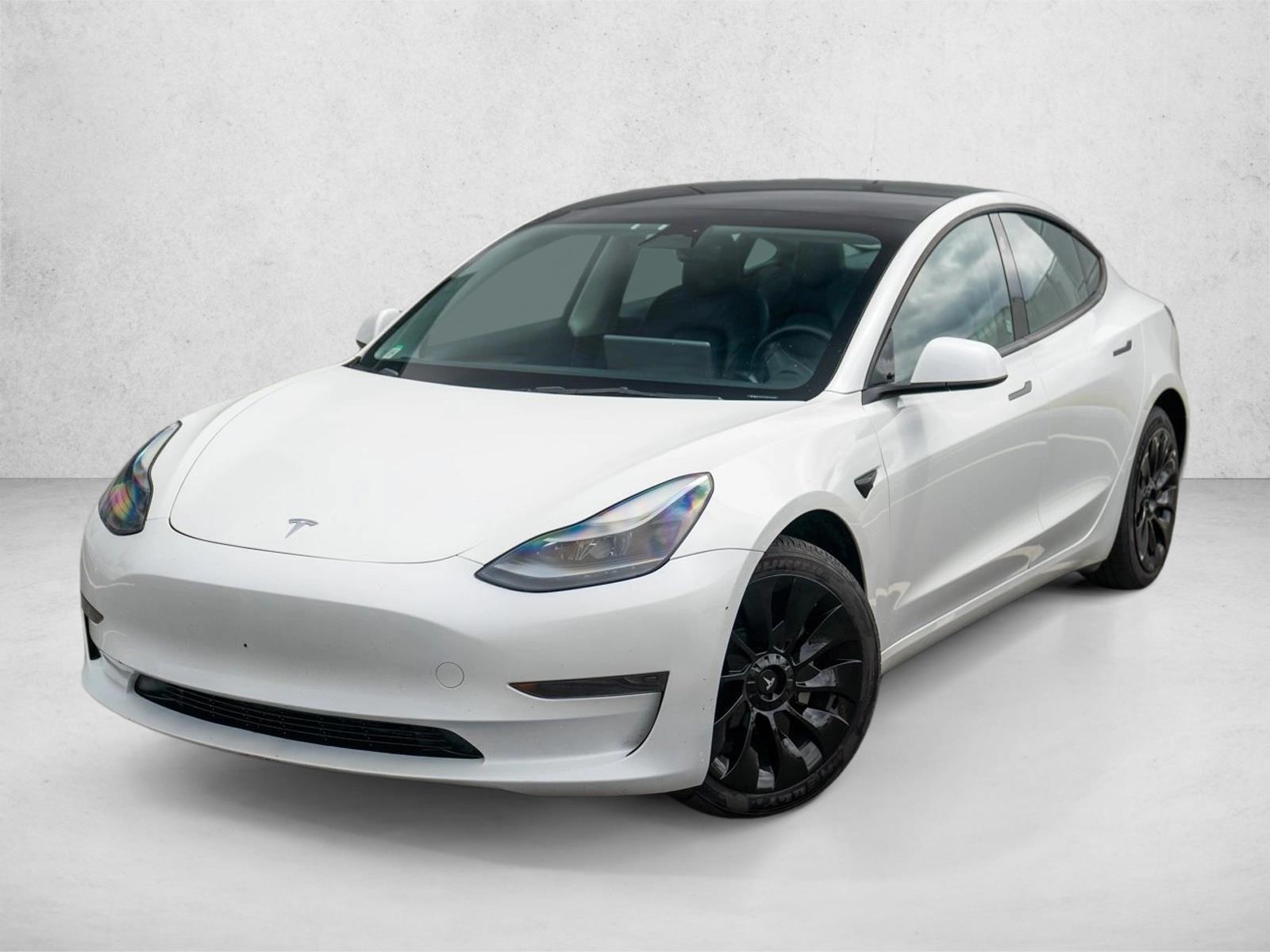 2023 Tesla Model 3 -'s photo