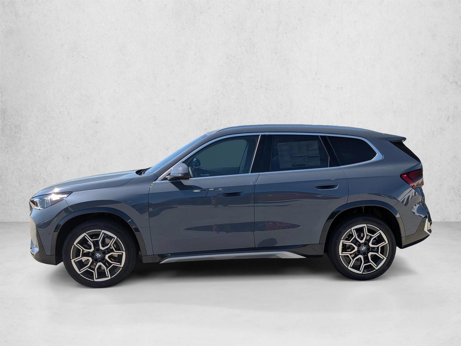 Thumbnail: 2026 BMW X1 - 2