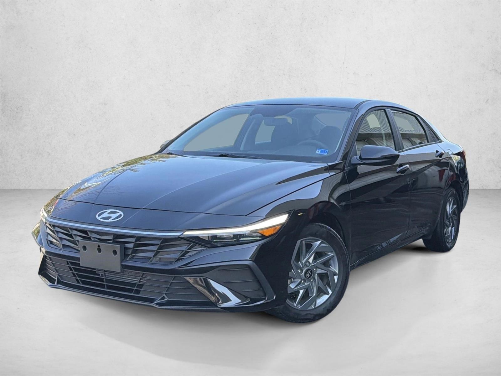 Thumbnail: 2024 Hyundai Elantra - 1