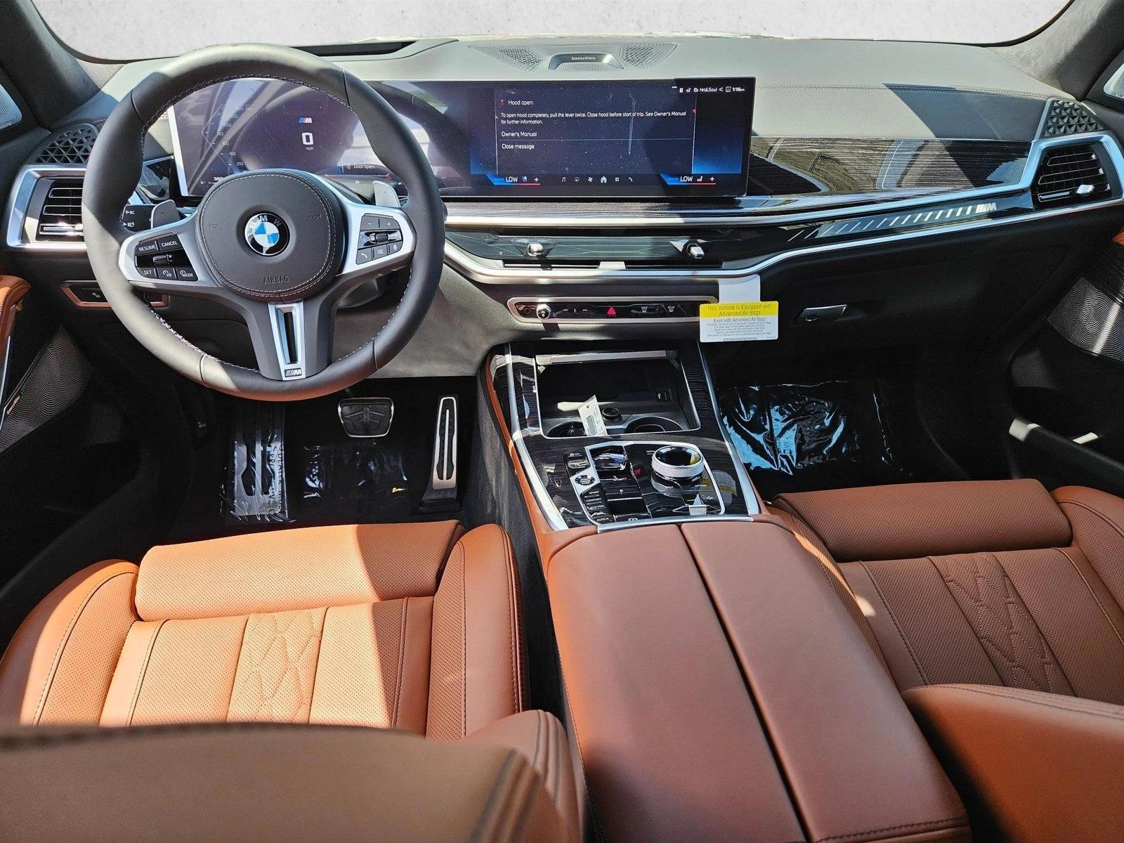 Thumbnail: 2027 BMW X7 - 4