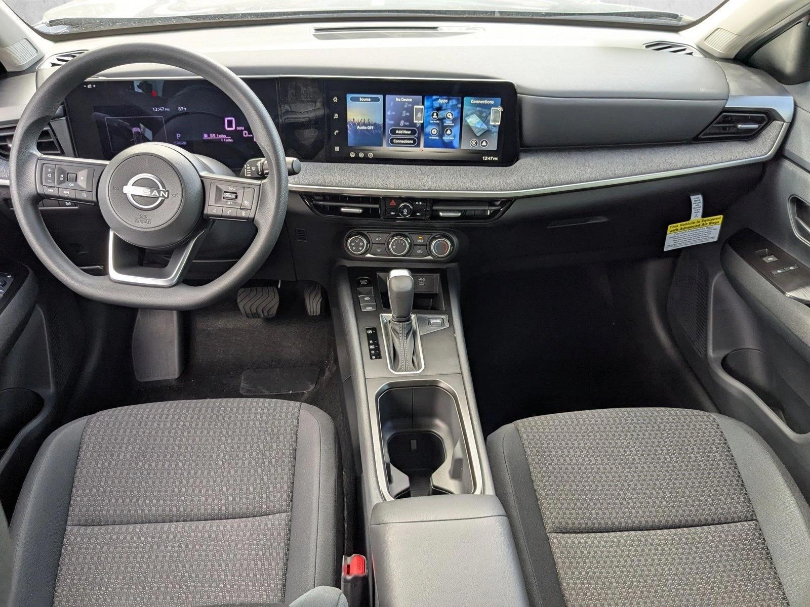Thumbnail: 2026 Nissan Kicks - 4
