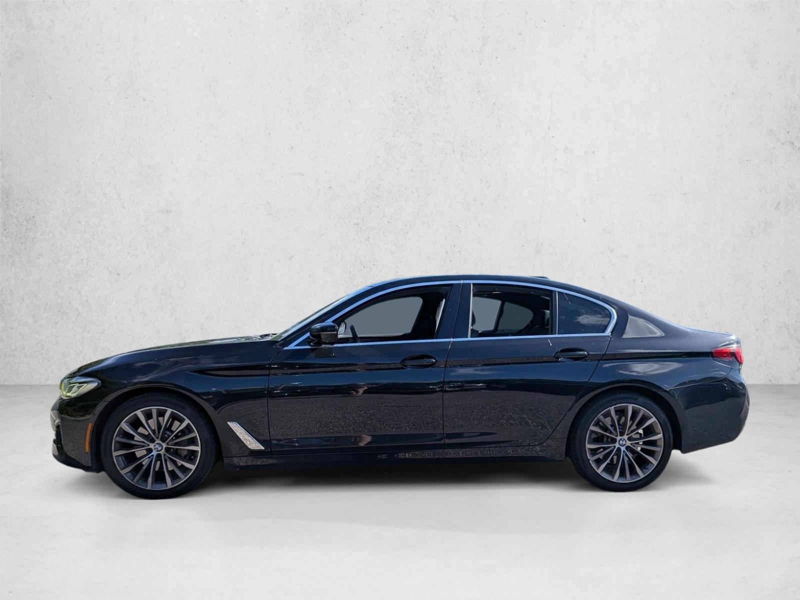 Thumbnail: 2021 BMW 5 Series - 2