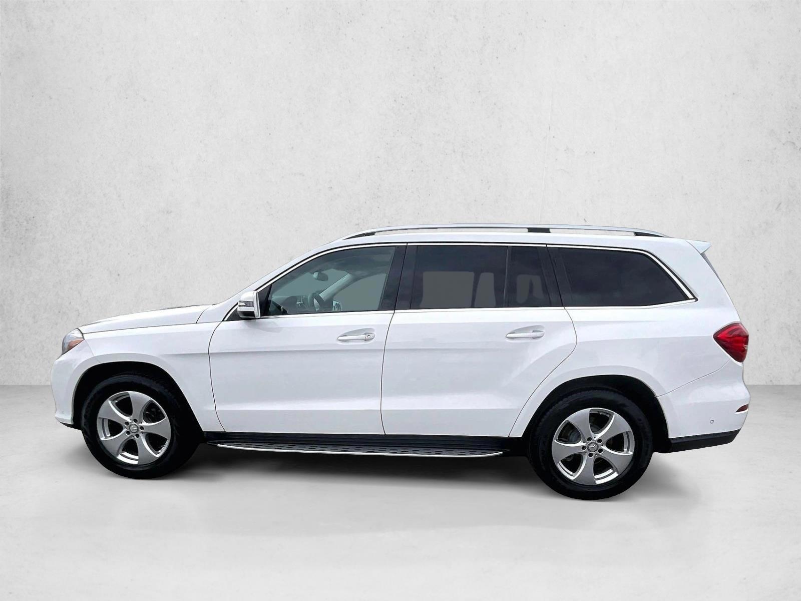 Thumbnail: 2017 Mercedes-Benz GLS - 2