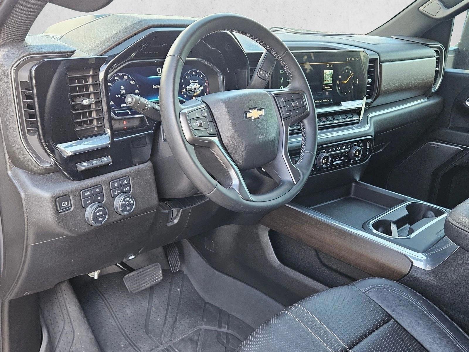 Thumbnail: 2024 Chevrolet Silverado 2500 - 3