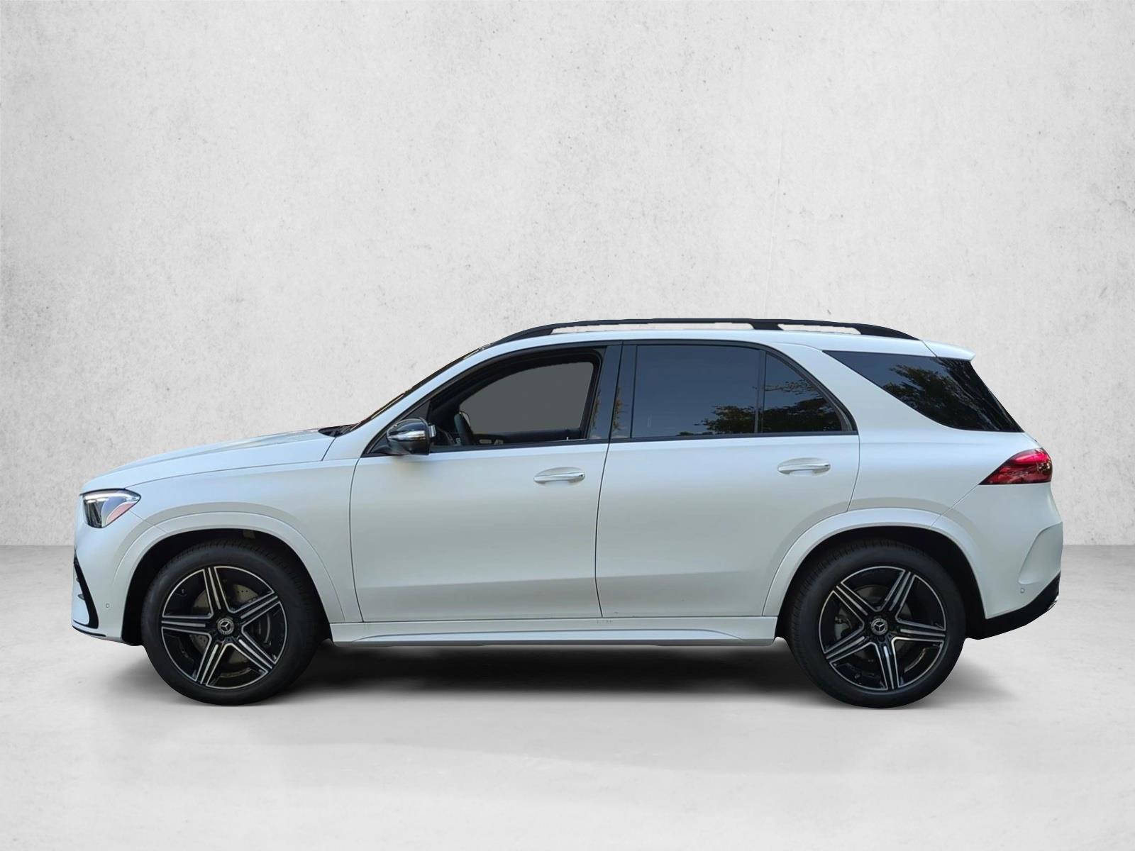 Thumbnail: 2026 Mercedes-Benz GLE - 2