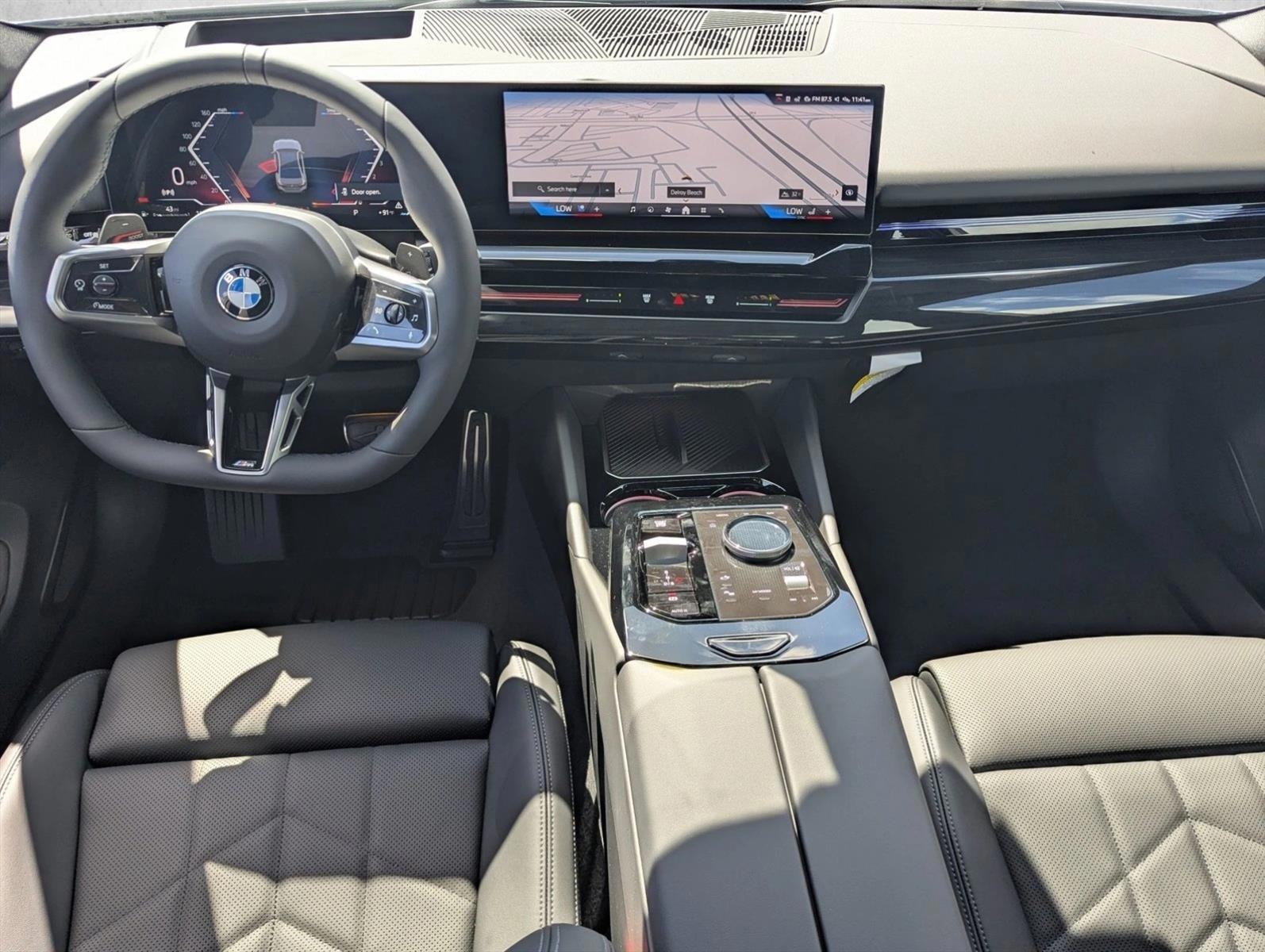 Thumbnail: 2026 BMW 5 Series - 3