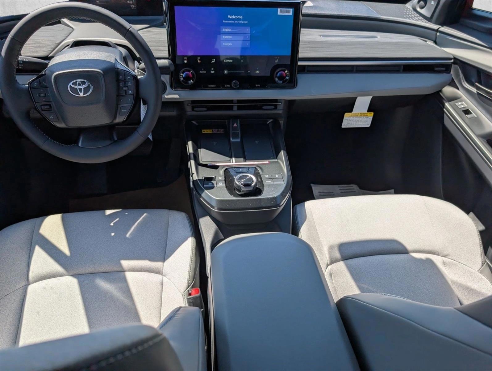 Thumbnail: 2026 Toyota C-HR - 3