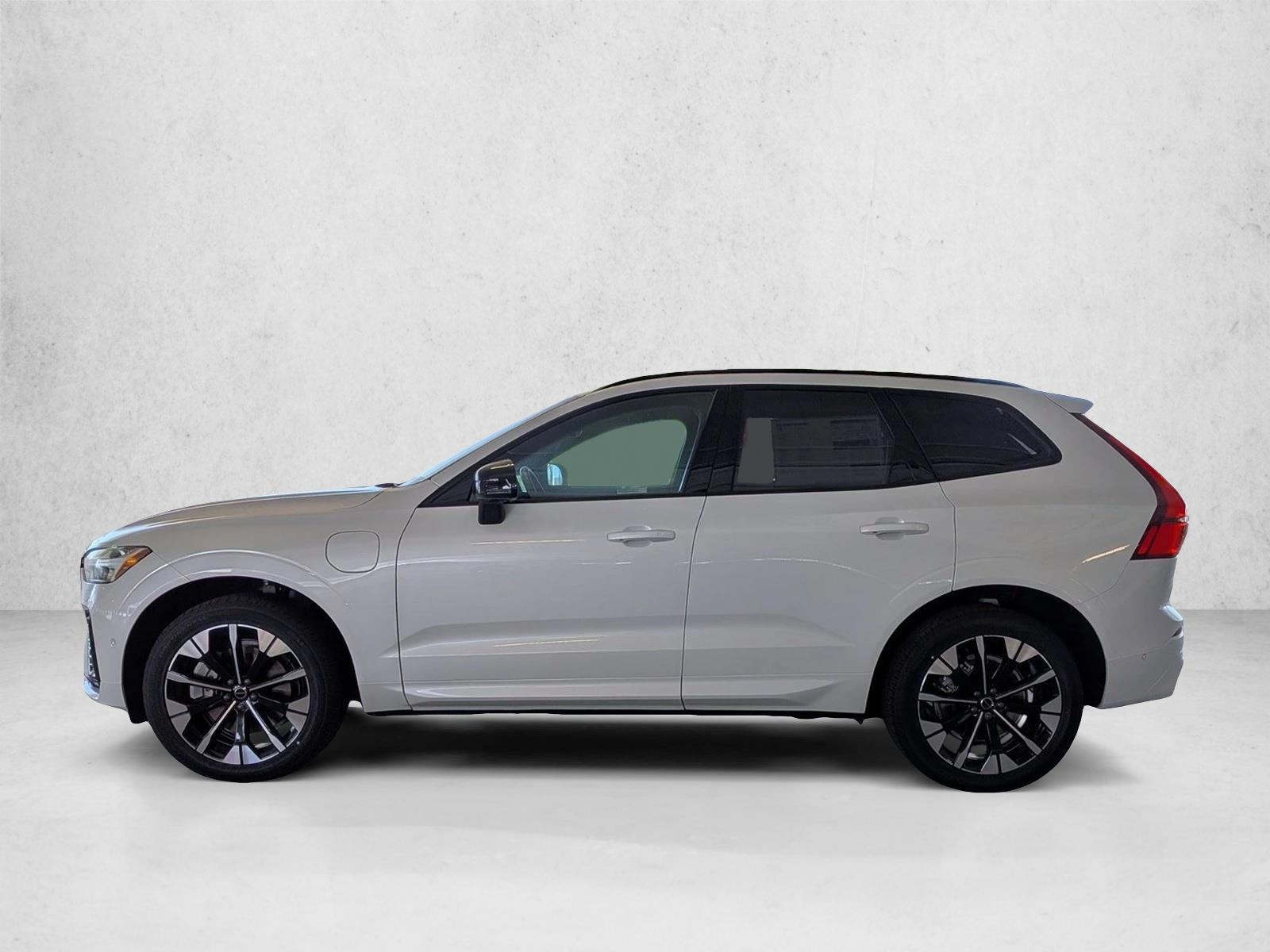 Thumbnail: 2026 Volvo XC60 - 2
