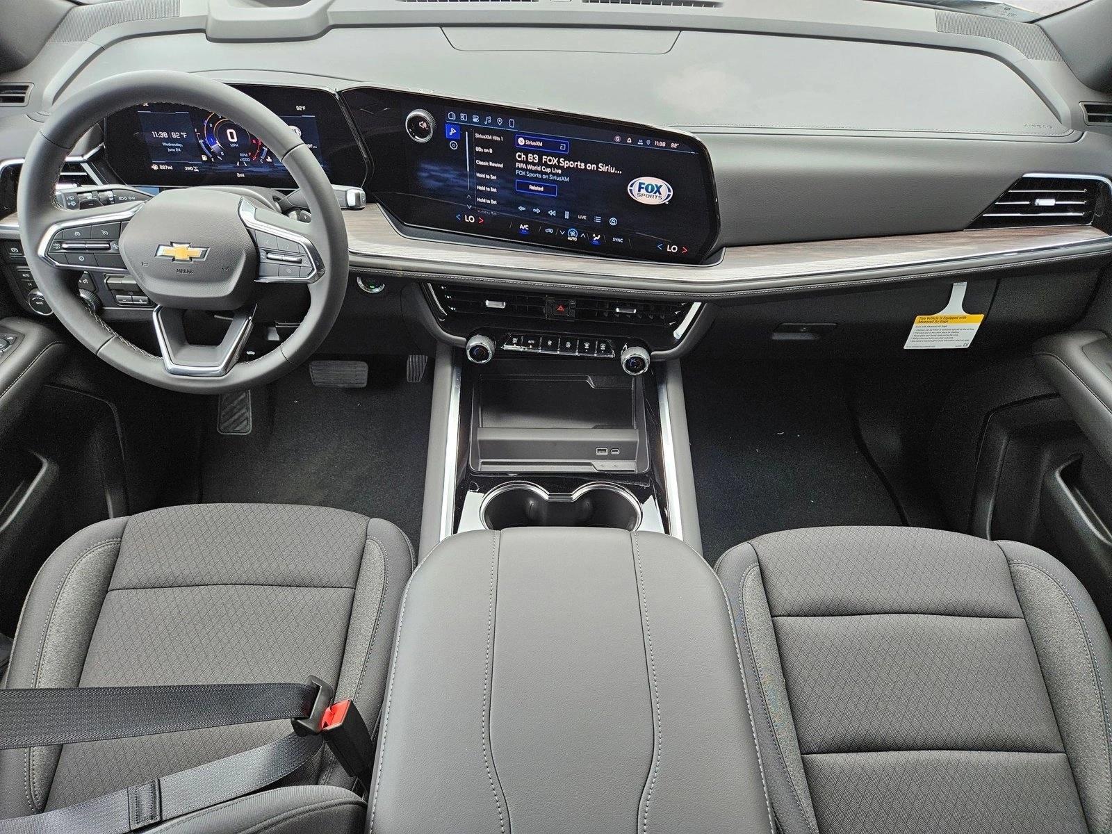 Thumbnail: 2026 Chevrolet Suburban - 3