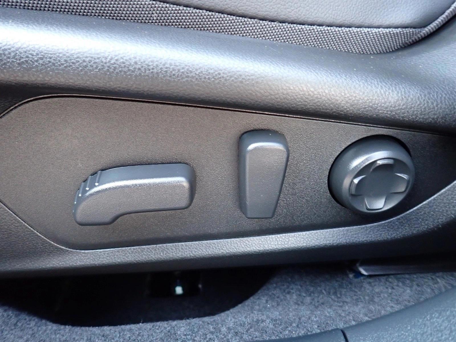 Thumbnail: 2026 Subaru Outback - 3