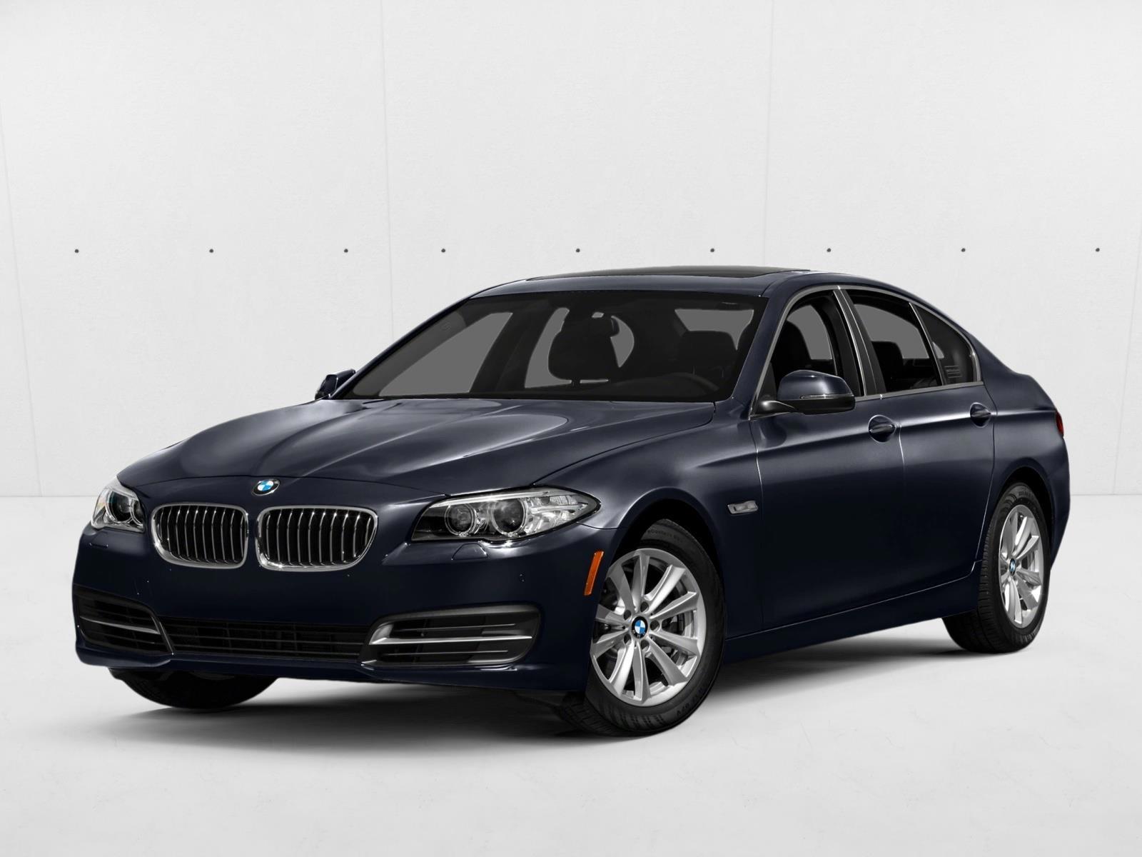 2016 BMW 5 Series 528i Sedan's photo