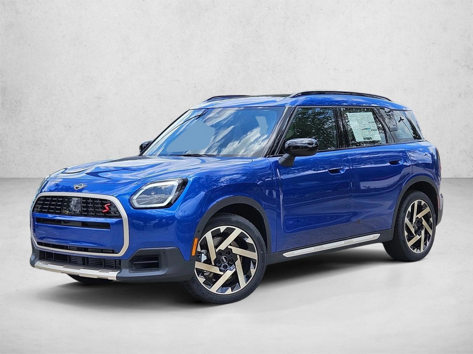 Thumbnail: 2027 MINI Cooper Countryman - 1